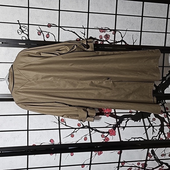 London Fog Trench Coat Size 12 - Picture 5 of 6